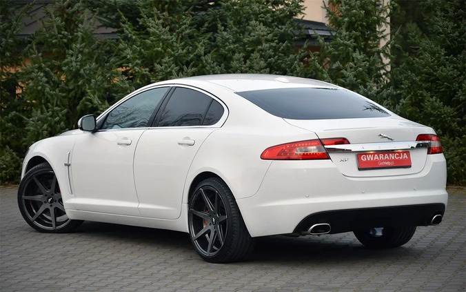 Jaguar XF cena 49900 przebieg: 219000, rok produkcji 2011 z Piwniczna-Zdrój małe 781